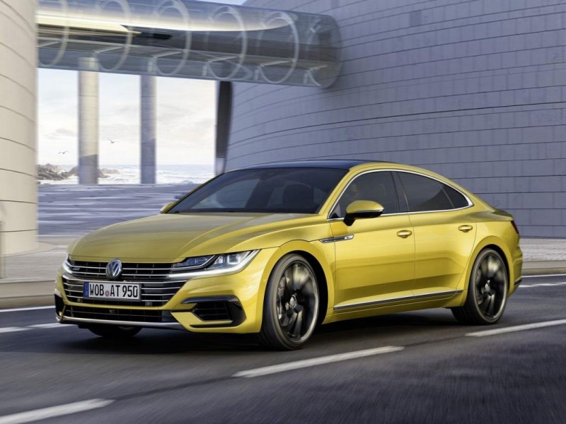 VW Arteon 2,0 TDI SCR DSG R-Line*