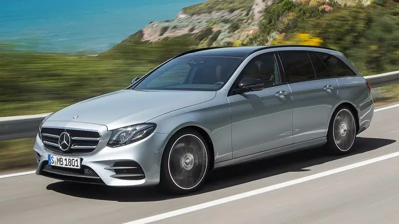 Mercedes-Benz E-Klasse Limousine 200 4MATIC-7