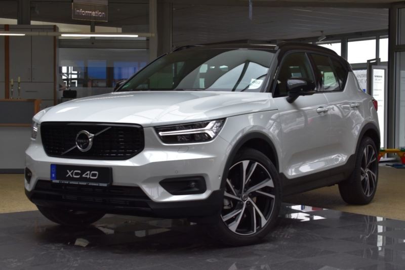 Volvo XC40 Recharge T5 Ultimate Dark*