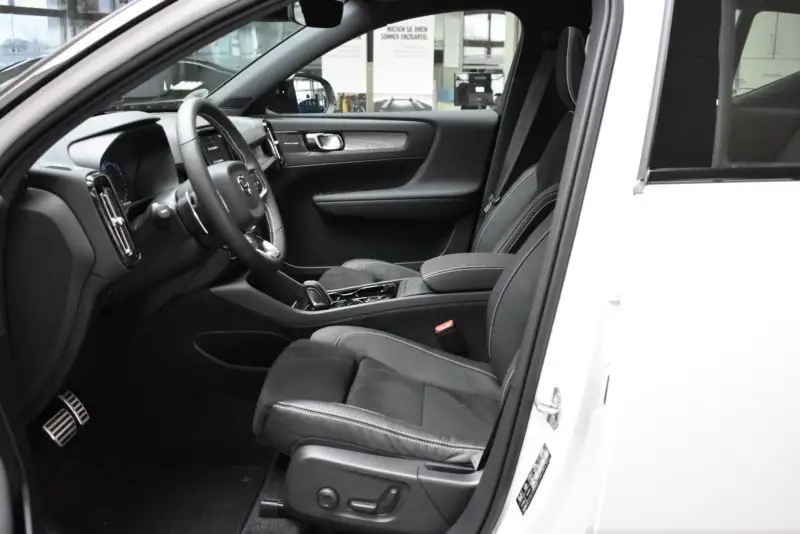 Volvo XC40 Recharge T5 Ultimate Bright-9