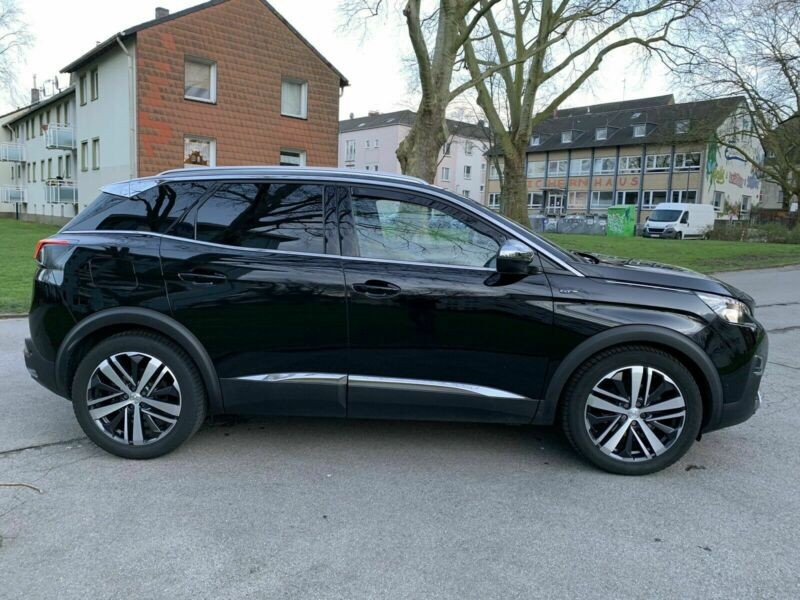 Peugeot 3008 GT Hybrid4*