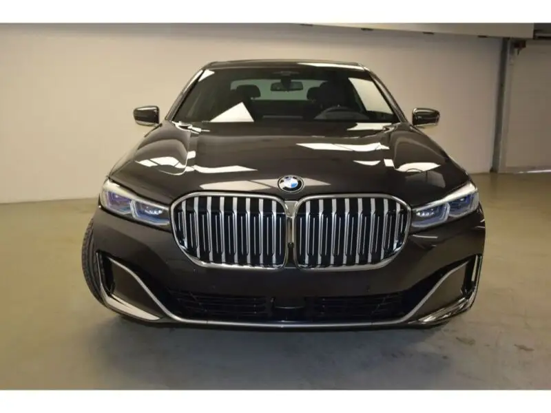 BMW 740d XDrive-7