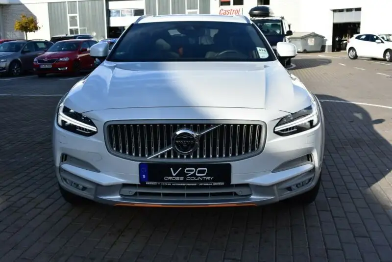 Volvo V90 Cross Country B4 Mild-Hybrid Diesel AWD Cross Country Pro-7