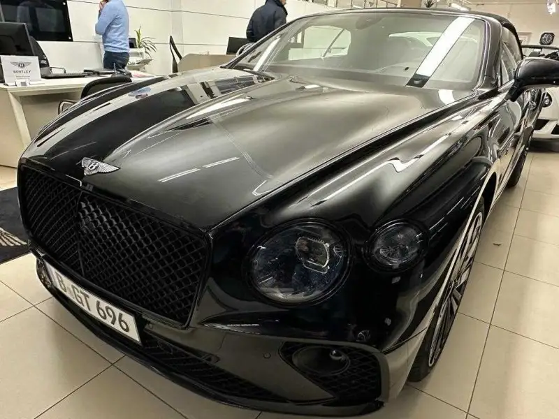Bentley Continental GTC Speed-8