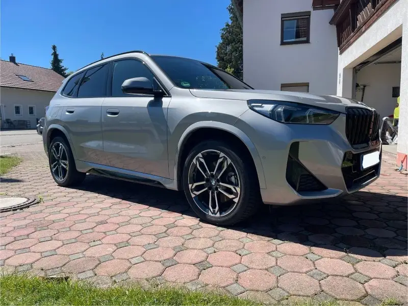 BMW X1 xDrive 23i-8