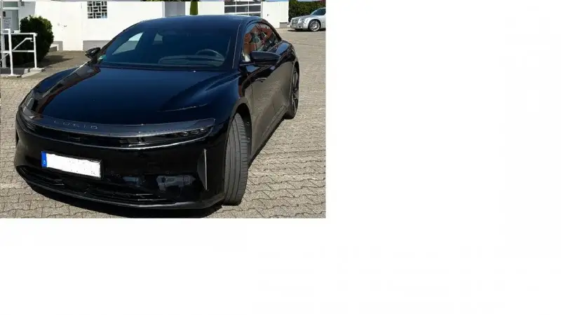 Lucid Air Pure-7